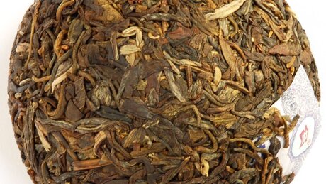 Production of Sheng Pu’er (Dark Tea) Production of Sheng Pu’er (Dark Tea)