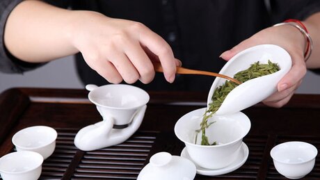 Methods of brewing: Pin cha Methods of brewing: Pin cha